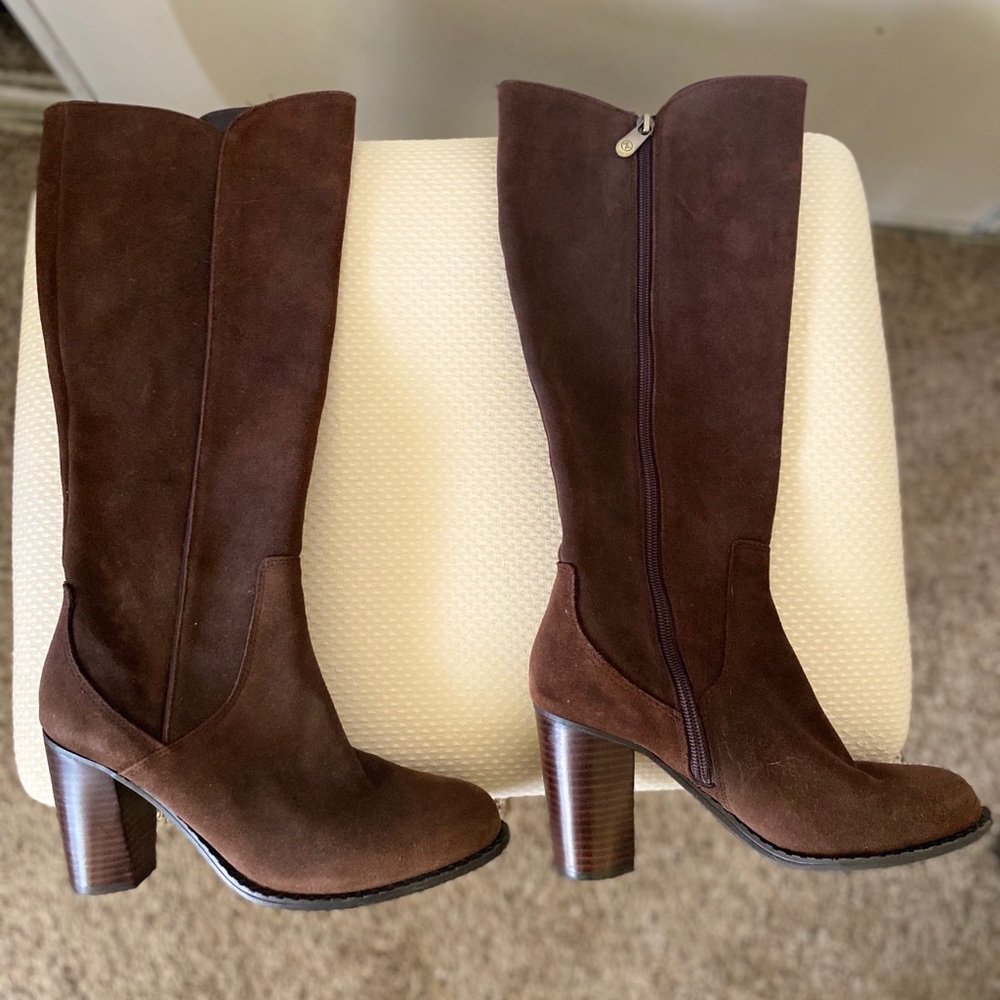 Adrienne Vittadini brown suede leather boots with heels.  Never worn!